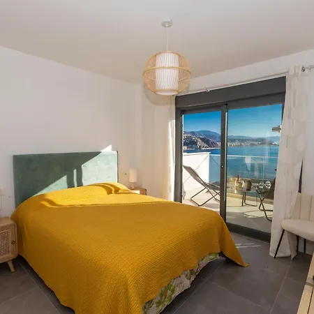 Sky Marina Luxury *