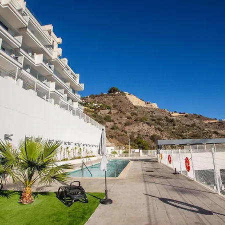 Sky Marina Luxury Apartment