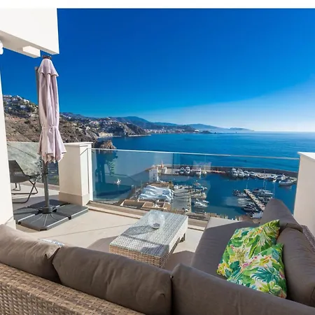 Sky Marina Luxury Apartment *
